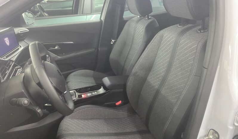 
 Peugeot 2008 PureTech 100 S&S Allure full									