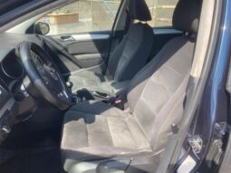 
 Volkswagen Golf 2.0 TDI 140 cv Highline full									