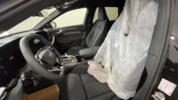 
 Audi A6 Avant 2.0 TDI mHEV+ quattro Auto full									