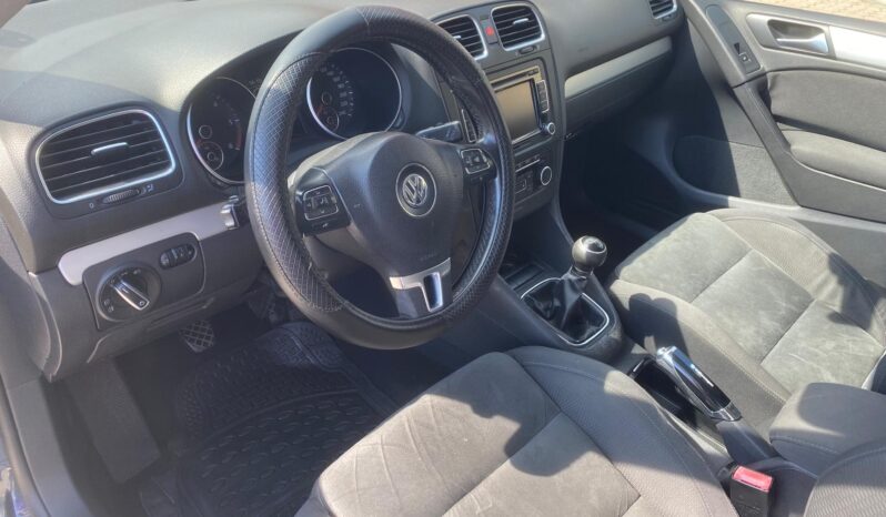 
 Volkswagen Golf 2.0 TDI 140 cv Highline full									