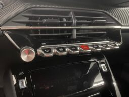 
 Peugeot 2008 PureTech 100 S&S Allure full									