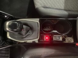 
 Peugeot 2008 PureTech 100 S&S Allure full									