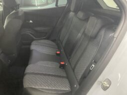 
 Peugeot 2008 PureTech 100 S&S Allure full									