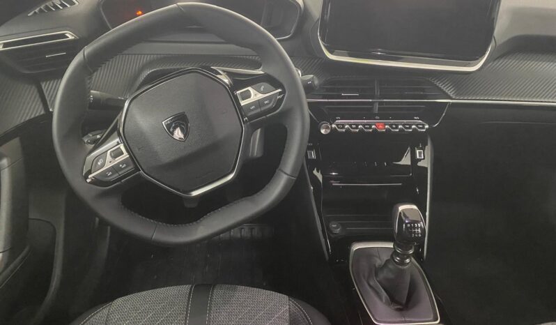 
 Peugeot 2008 PureTech 100 S&S Allure full									
