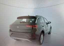 
 Volkswagen T-Roc 2.0 TDI SCR Life full									