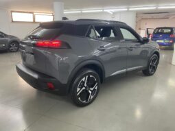 
 Peugeot 2008 PureTech 100 S&S Allure full									