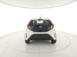 
 Toyota Aygo X 1.0 VVT-i 72 CV 5 porte Active S-CVT full									