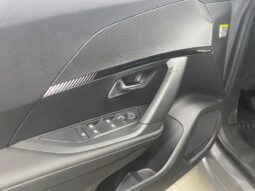 
 Peugeot 2008 PureTech 100 S&S Allure full									