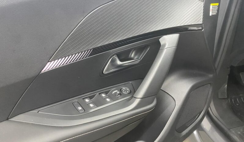 
 Peugeot 2008 PureTech 100 S&S Allure full									