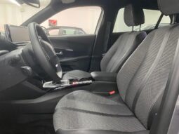 
 Peugeot 2008 PureTech 100 S&S Allure full									
