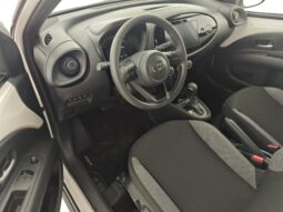 
 Toyota Aygo X 1.0 VVT-i 72 CV 5 porte Active S-CVT full									