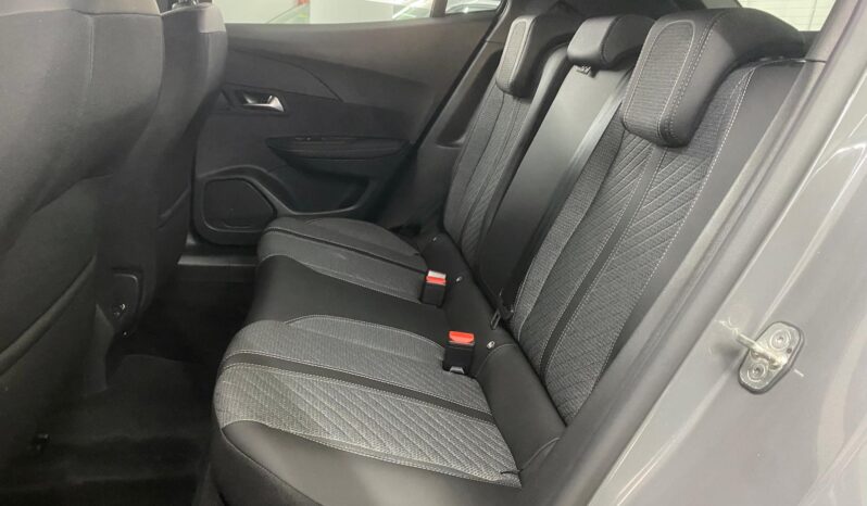 
 Peugeot 2008 PureTech 100 S&S Allure full									