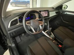 
 Volkswagen T-Roc 2.0 TDI SCR Life full									