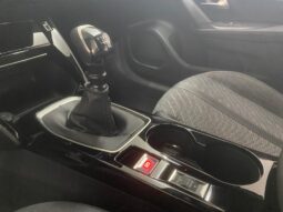 
 Peugeot 2008 PureTech 100 S&S Allure full									