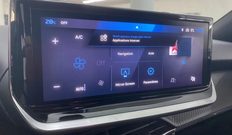 
 Peugeot 2008 PureTech 100 S&S Allure full									