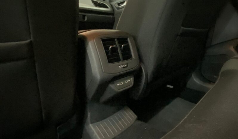 
 Volkswagen T-Roc 2.0 TDI SCR Life full									